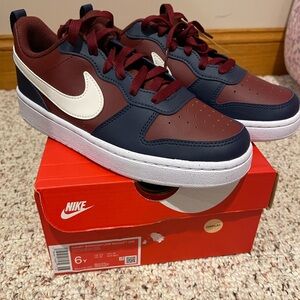 Nike Burgundy and Navy Sneakers size 6 NWT